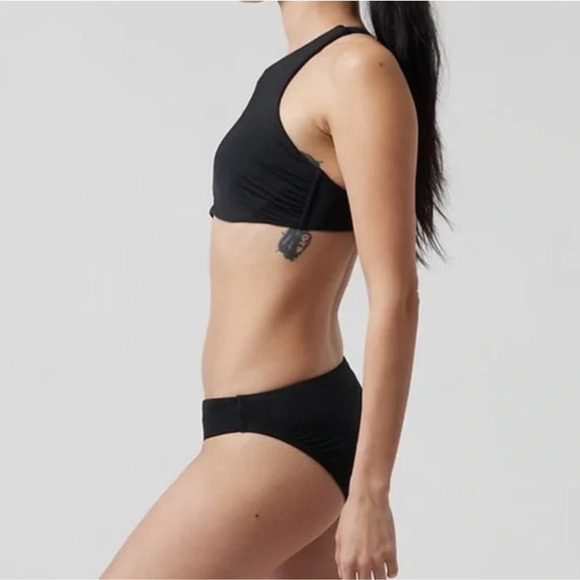 NWT Athleta 34 B/C Black Maldives Bra Cup Bikini Top Removable Pads Bra - Picture 4 of 7